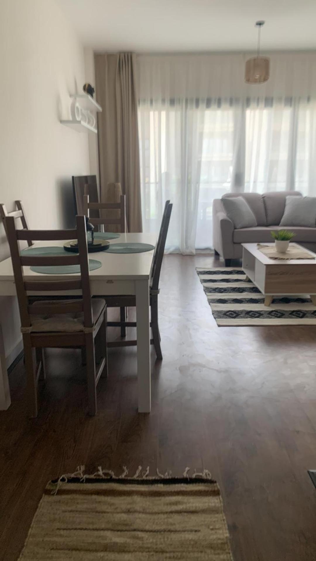 2br Amazing Location B15 مدينتي * Madinaty